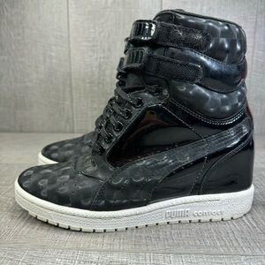 Puma Sky Wedge Black and white patent leather Sneakers size 7 women’s